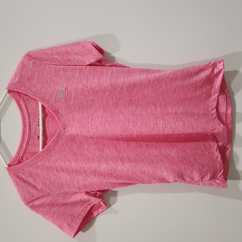 Womens short sleeve tee, under Arnold heat gear